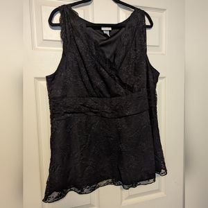 Black Lace Top Size 26/28